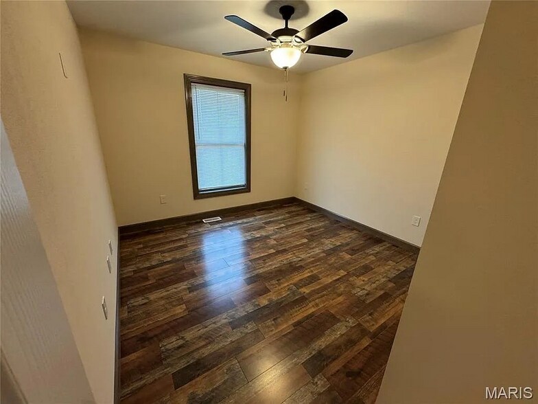 Building Photo - 3617 Justine Dr