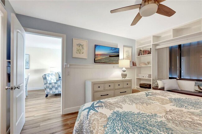 Building Photo - 40 NE Plantation Rd