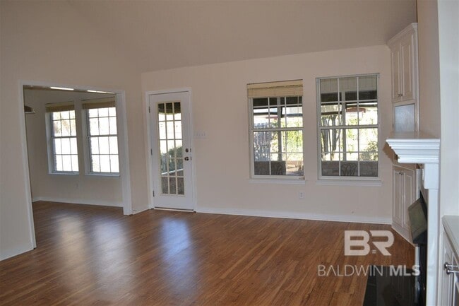 Building Photo - 118 Reilly Cir