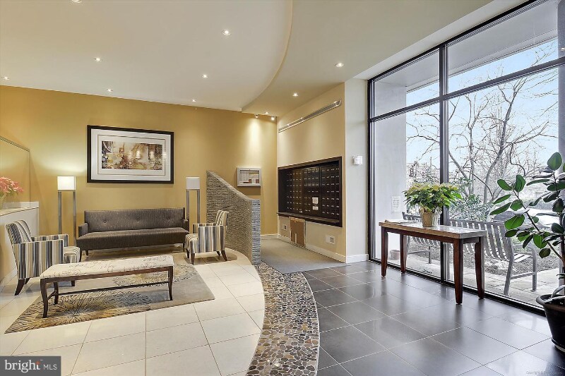 Building Photo - 3601 Wisconsin Ave NW