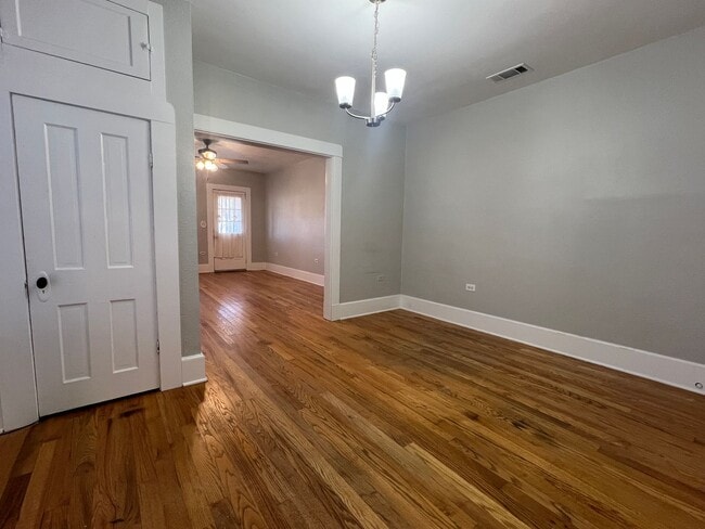Building Photo - Bungalow Home in Central Waco