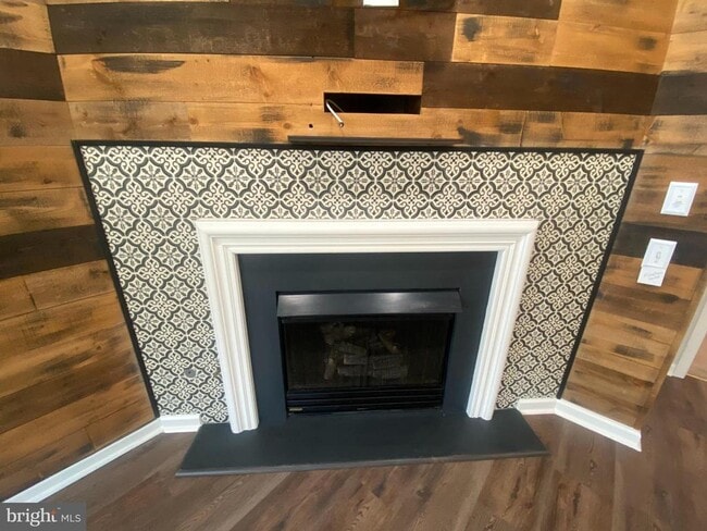 Building Photo - 76 Kyle Way