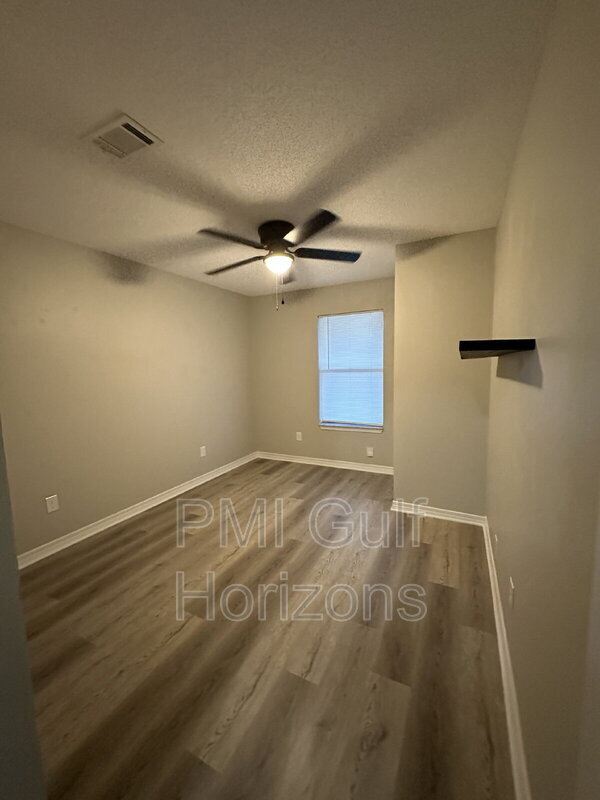 Building Photo - 3356 La Leyenda Ct