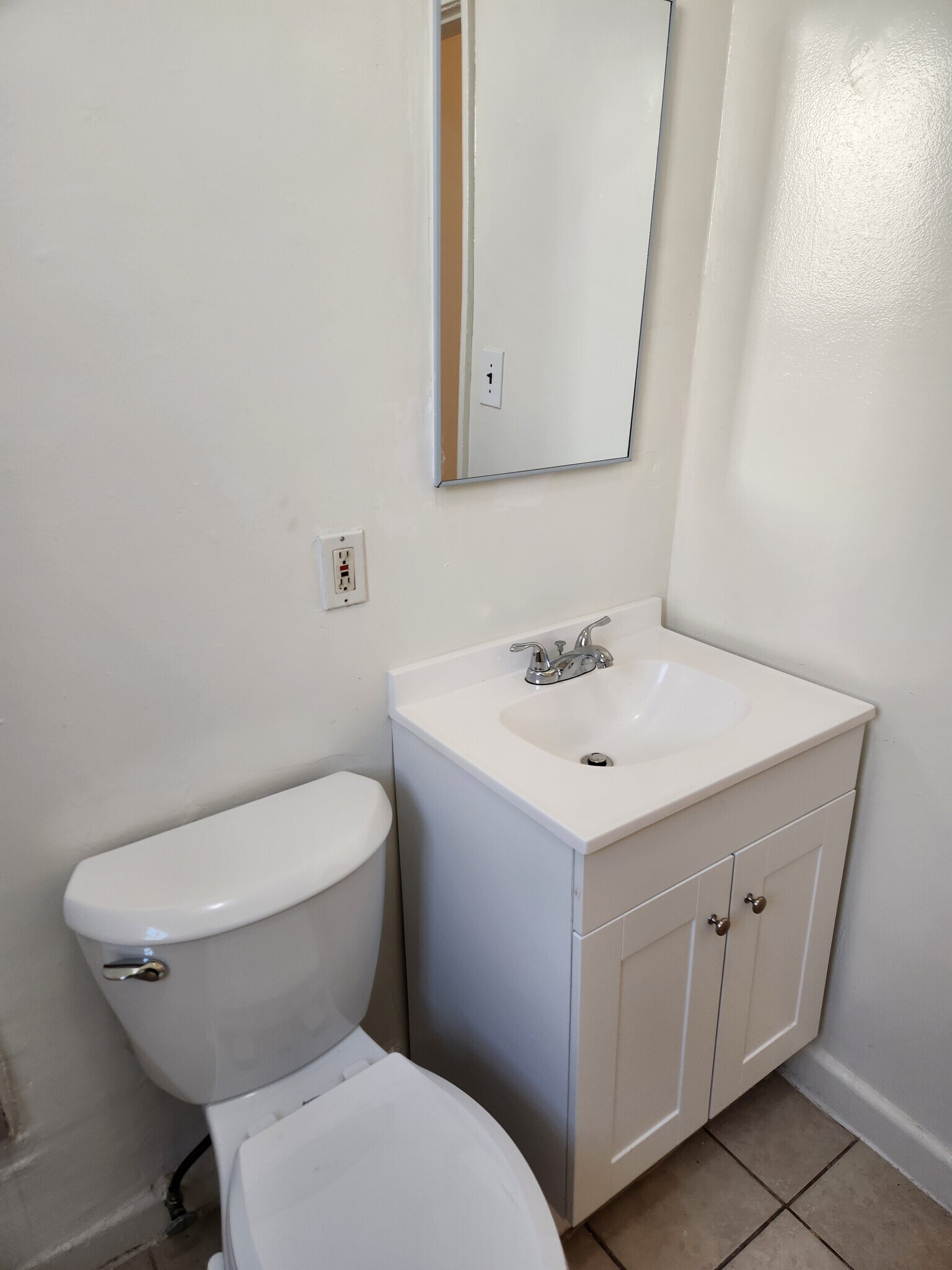 Bathroom - 2183 W 27th St