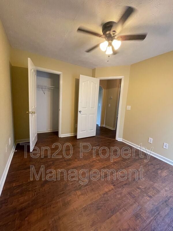 Building Photo - 6136 Crossbow Dr