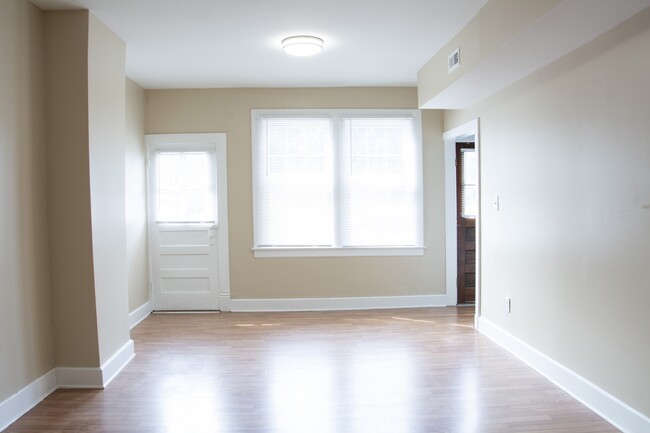 Living Room 2 - 714 Spring St