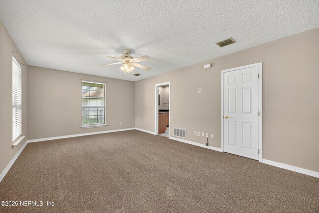 Building Photo - 6819 Mc Mullin St