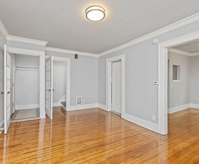 Building Photo - 191 Westfield St