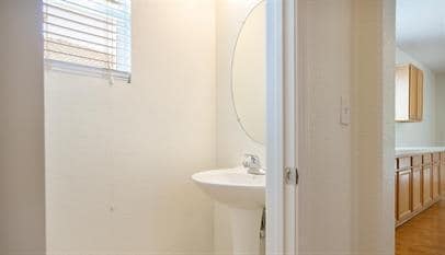 Building Photo - Room to Live & Grow! Expansive 3,547 Sq. Ft. 4-Bedroom 2.5 Bath Home