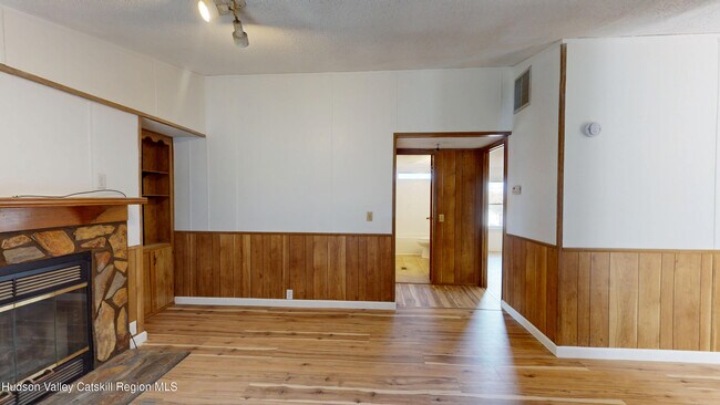 Building Photo - 12925 US-9W