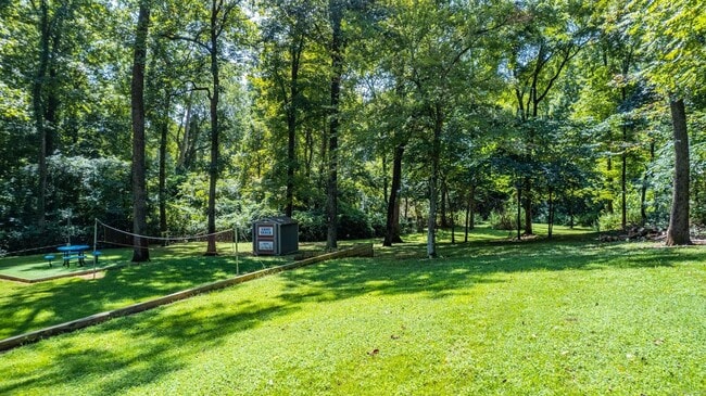 Building Photo - 151 Summerwood Dr