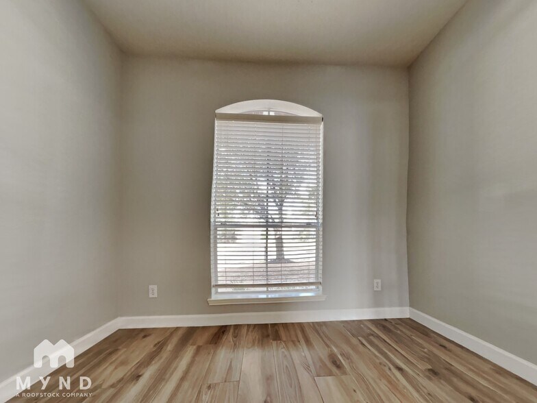 Building Photo - 5903 Sawyer Bend Ln