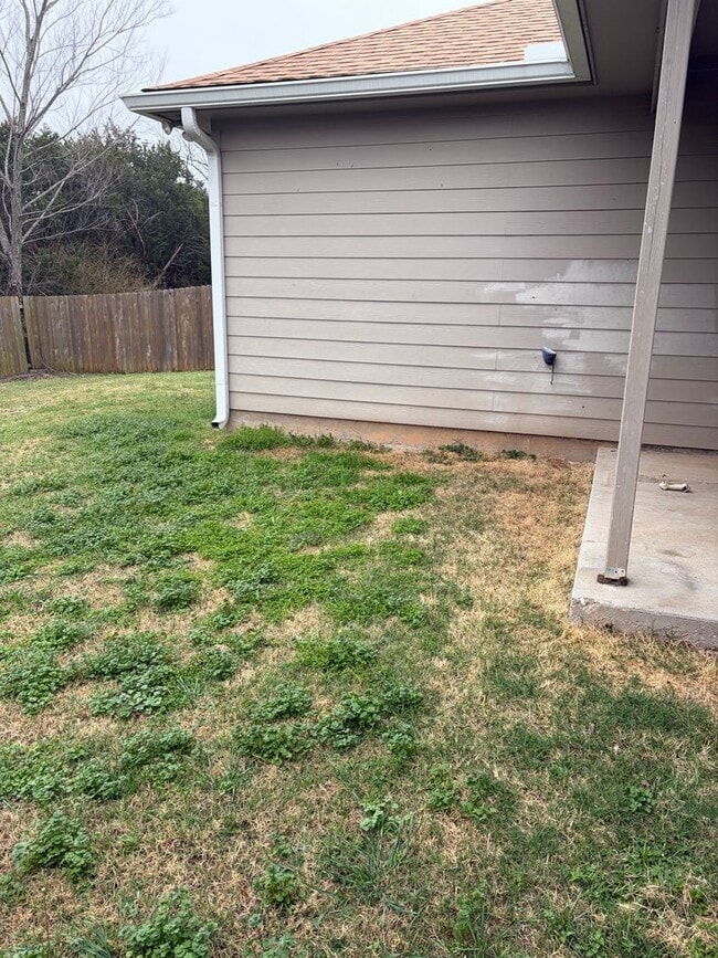 Building Photo - China Spring ISD Duplex