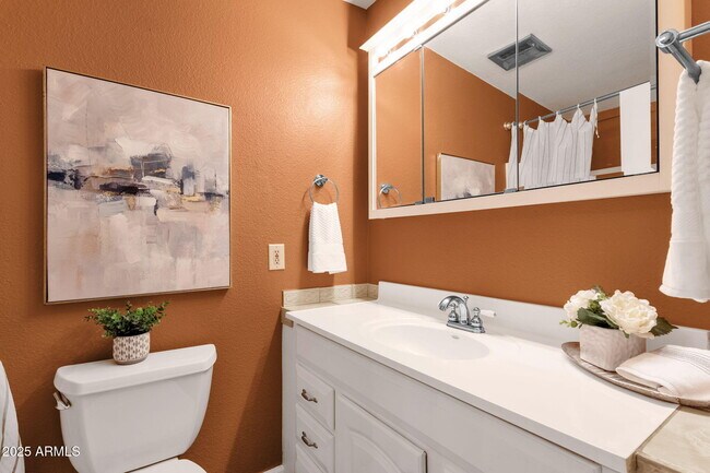 Building Photo - 16819 E Gunsight Dr