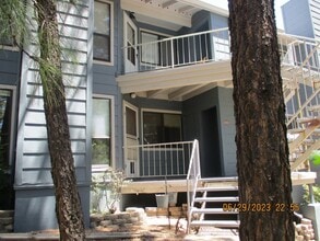 Building Photo - 2700 S White Mountain Rd
