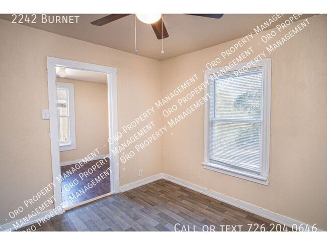 Building Photo - 2242 Burnet-
