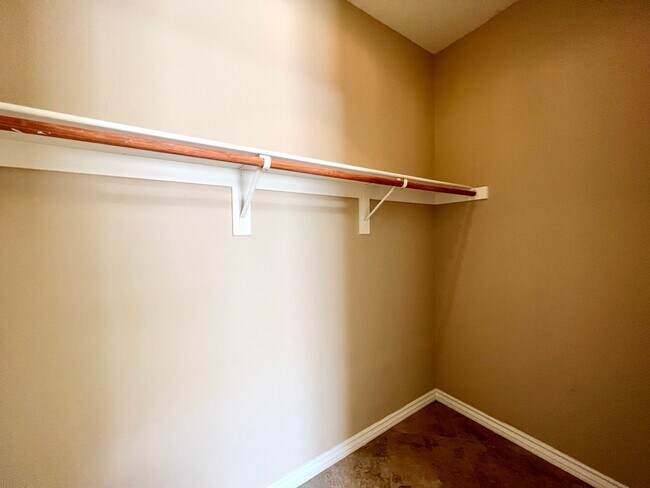 Building Photo - STUNNING 3BD/2.5BA HOME W/ TESLA SOLAR, POOL, SPA, & LOFT!!