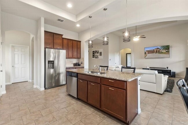 Building Photo - 2602 Lou Hollow Pl