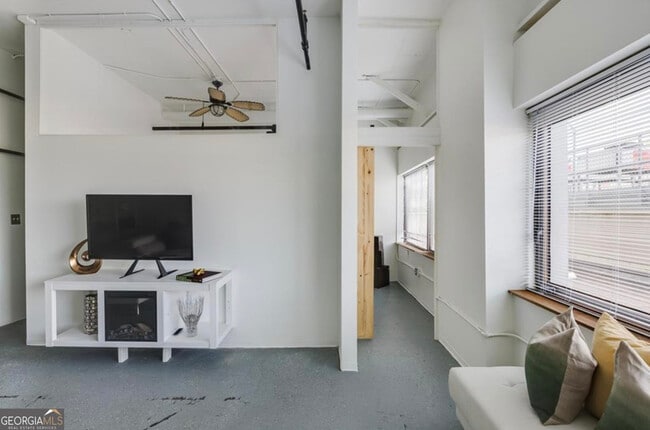 Building Photo - 120 Ralph McGill Blvd NE