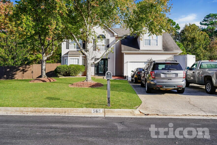 Primary Photo - 589 Lakewater View Dr