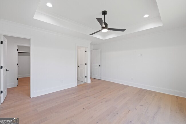Building Photo - 1270 Glen Eagle Dr