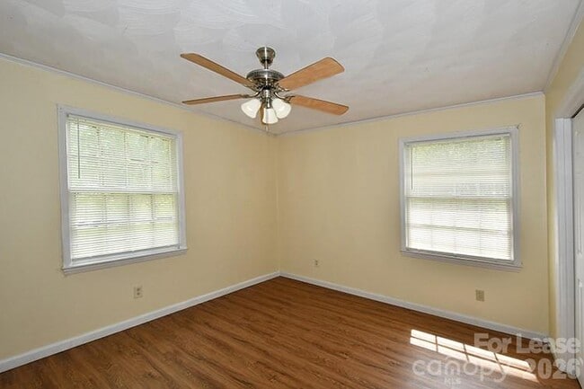 Building Photo - 1715 Cloudburst Cir