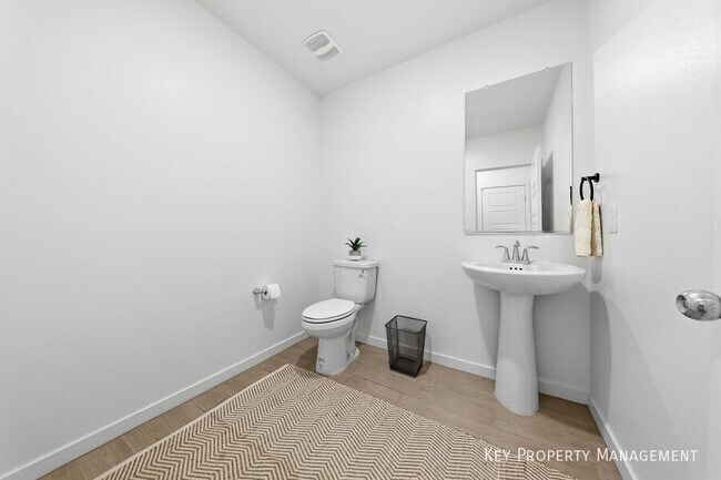 Building Photo - 1531 Emilia Xing Pl