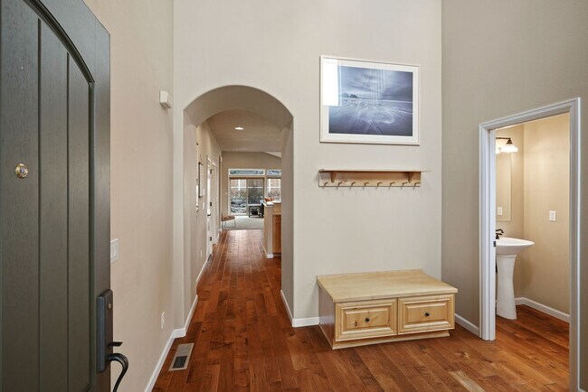 Building Photo - 20482 Jacklight Ln