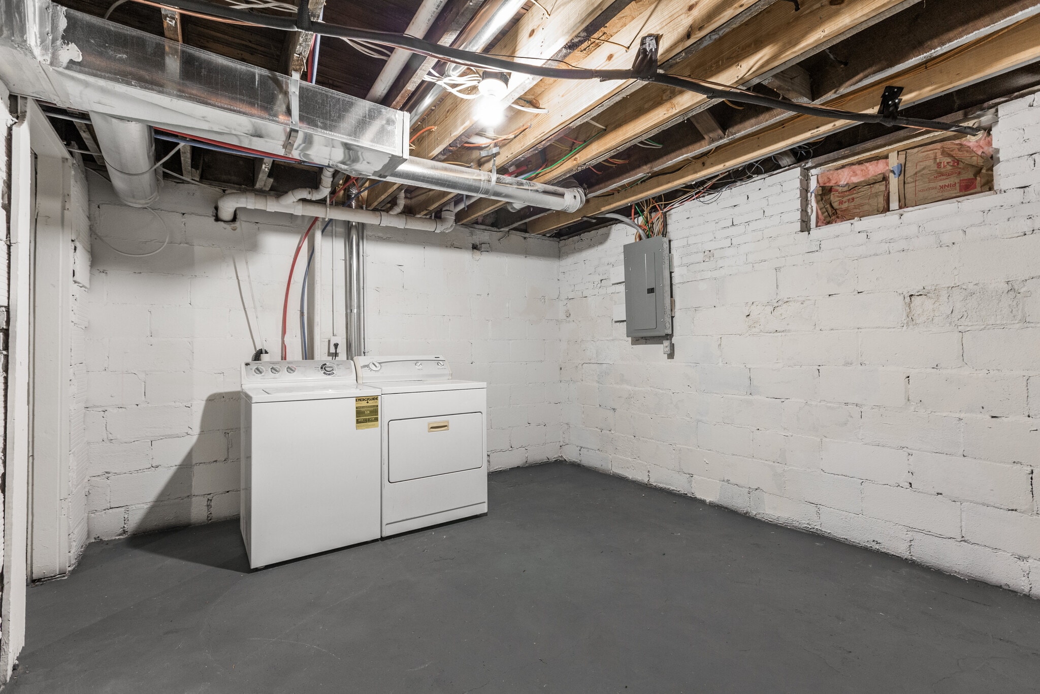 Building Photo - 3847 N Park Ave