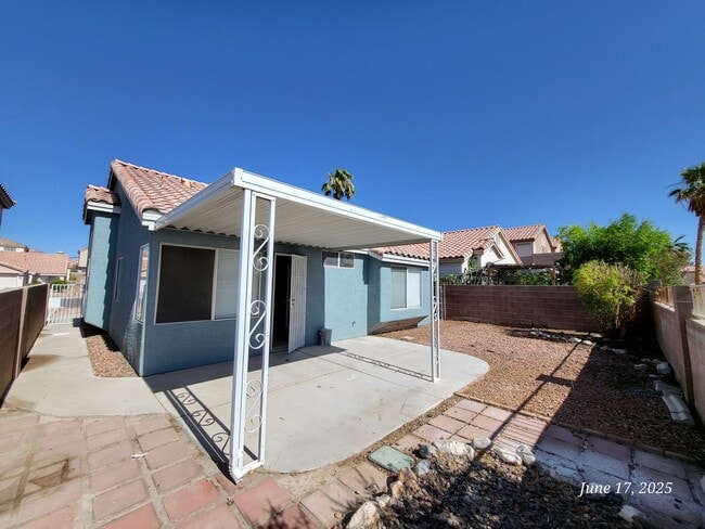Building Photo - 3564 Spring Shower Dr