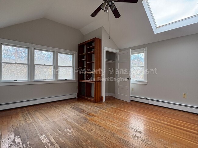 Building Photo - 15 Omo St