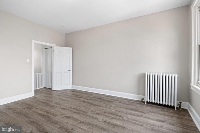 Building Photo - 2257 Ann St