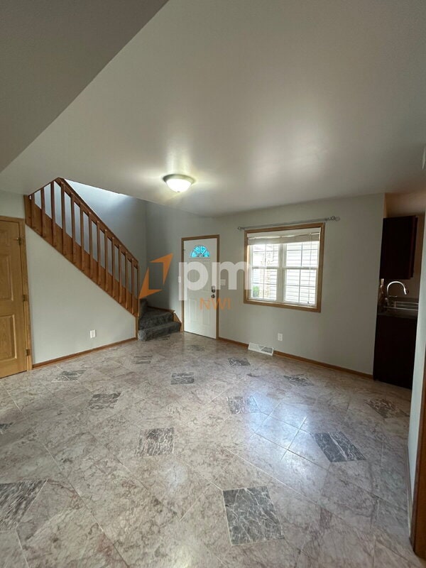 Building Photo - 162 Mallard Pointe Dr