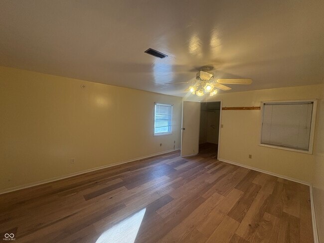 Building Photo - 3448 Kinnear Ave