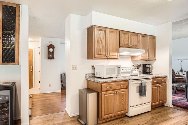Building Photo - 4225 Eaton Ct