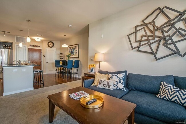 Building Photo - Gorgeous 1 Bedroom 2 Bath With Great Access to Rt 36