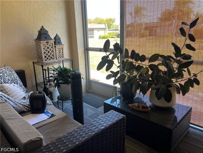 Building Photo - 6300 South Pointe Blvd