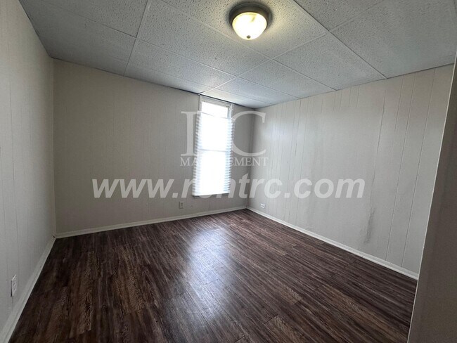 Building Photo - 511 Jackson-
