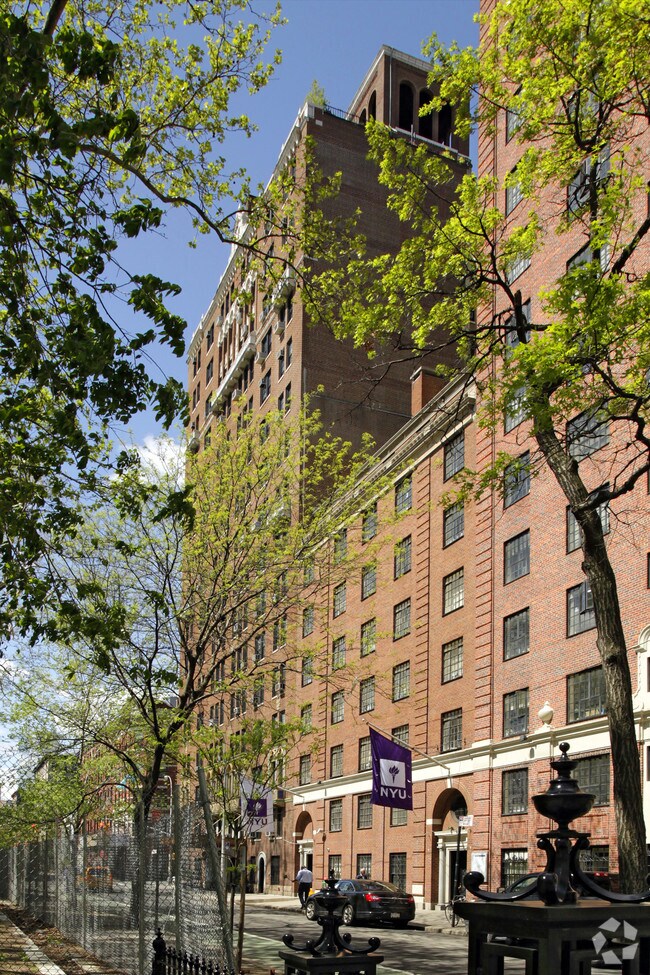 Lipton Hall 33 Washington Sq W New York NY 10011 Apartment Finder