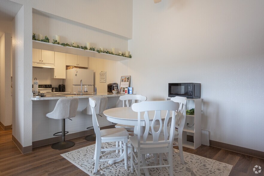 Interior Photo - Arboretum Apartment Homes