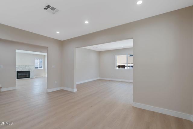 Building Photo - 1206 Tamarind Ave