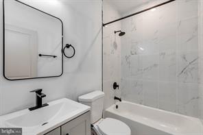 Building Photo - 3962 Parrish St