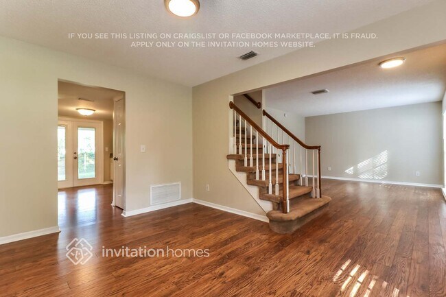 Building Photo - 9703 Pleasant Run Way