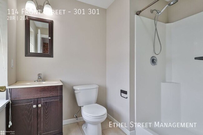 Building Photo - 114 Front St