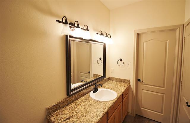 Building Photo - 112 Bridle Ct