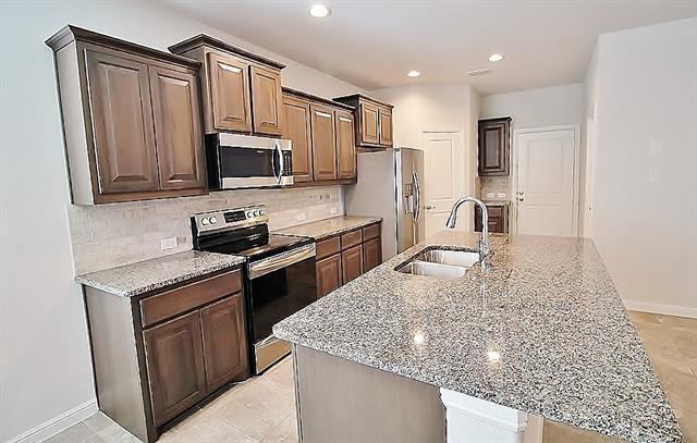 Building Photo - 170 Colter Dr
