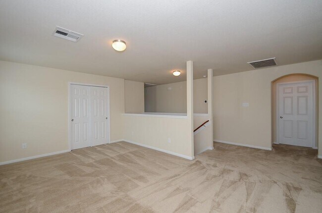 Building Photo - 14935 Vinegrove Falls Ct