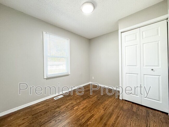 Building Photo - 1721 S Ellison Way