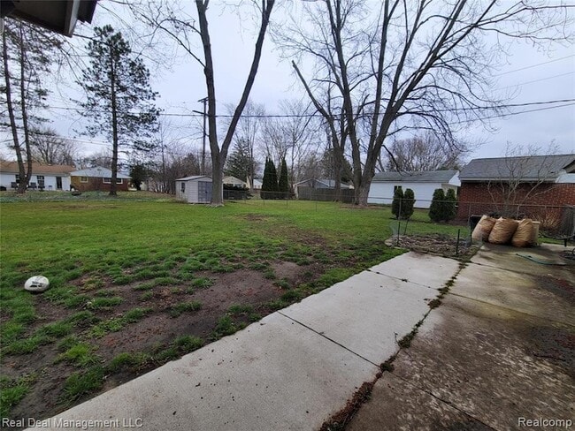 Building Photo - 2534 Depew Dr