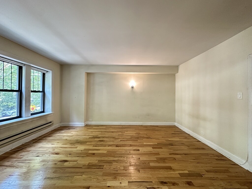 Building Photo - 1314 N Dearborn
